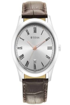 TITAN TRENDSETTERS QUARTZ ANALOG SILVER WHITE DIAL LEATHER STRAP MEN’S WATCH 1823SL02