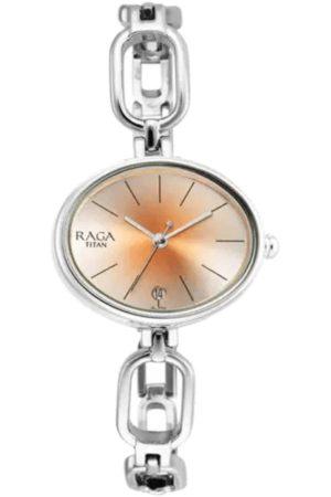 TITAN RAGA VIVA QUARTZ ANALOG SILVER DIAL SILVER BRASS STRAP WOMEN’S WATCH 2667SM01