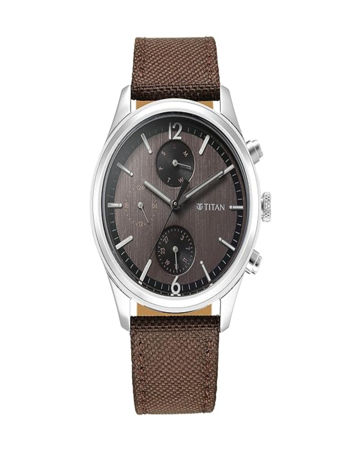 TITAN WRIST WIT QUARTZ ANALOG DAY-DATE BROWN DIAL LEATHER STRAP MEN’S WATCH NT1805SL12